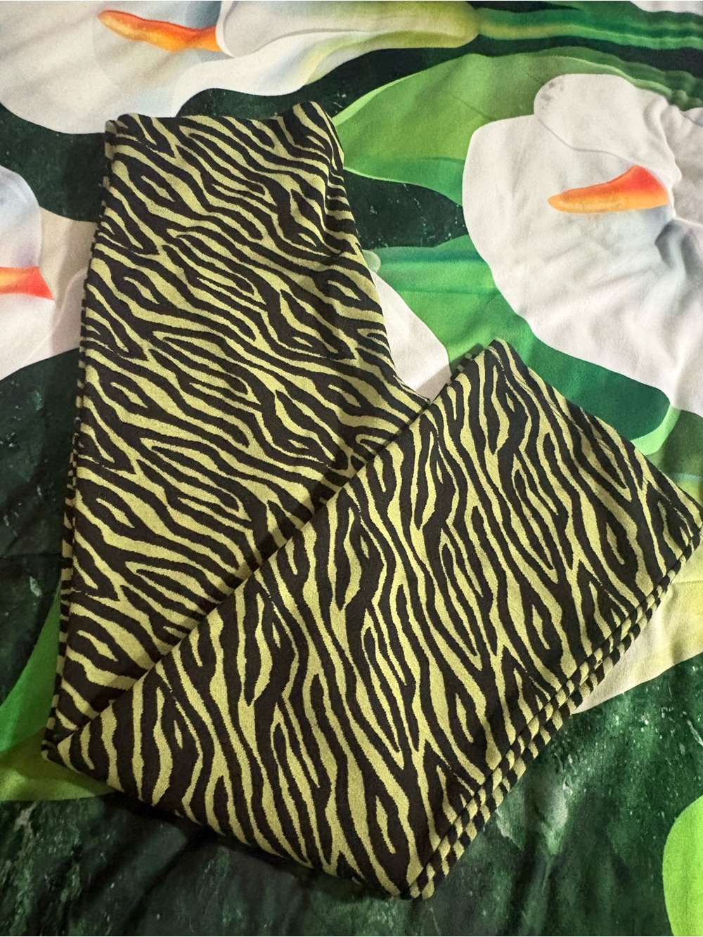 Zara Black and Lime Zebra-Print Leggings